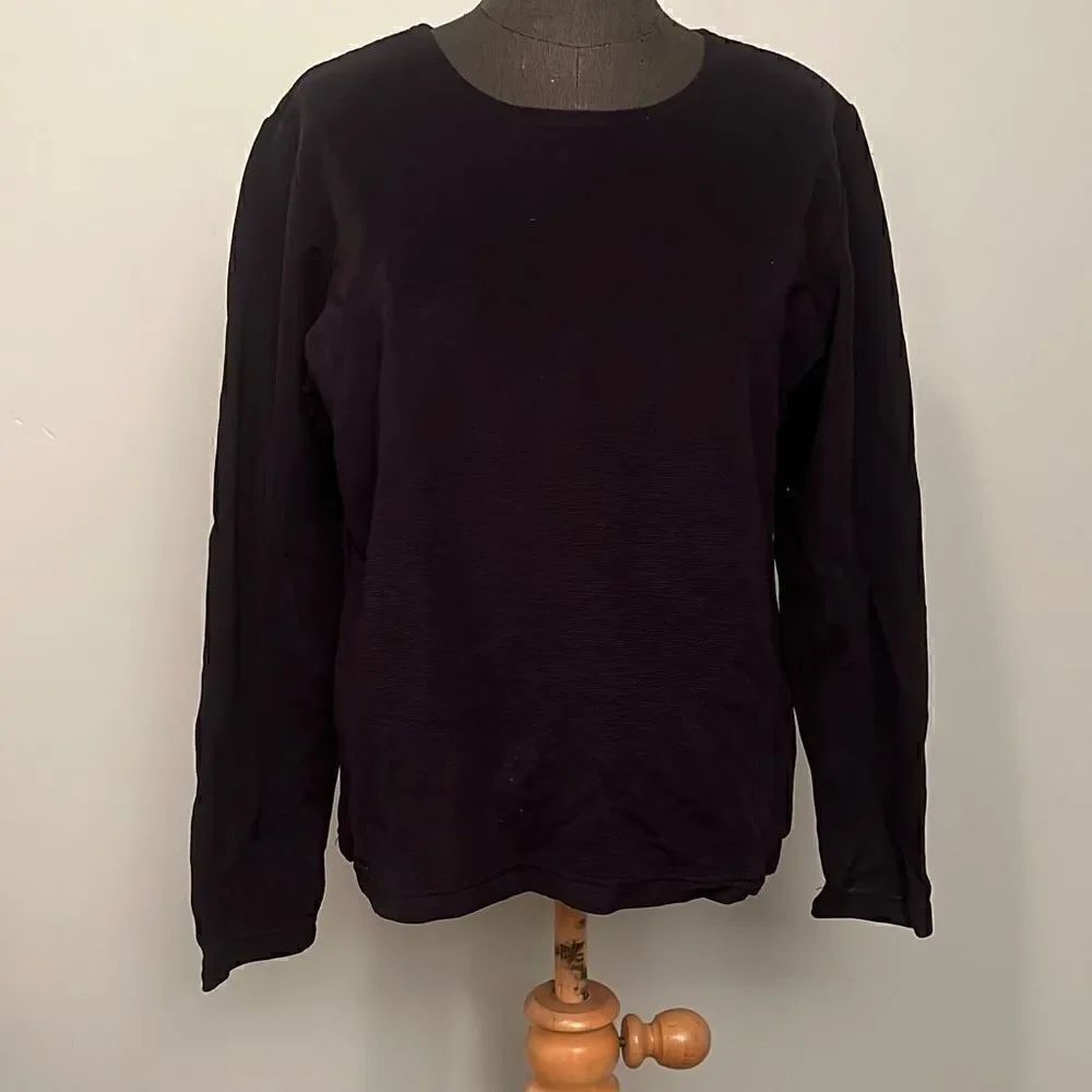 Van Heusen Women's Elegant Long Sleeve Ribbed Top